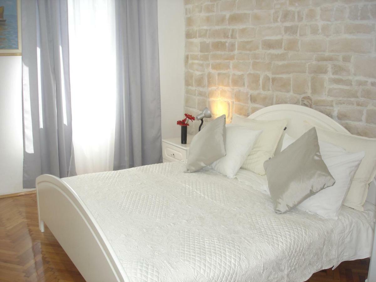 Apartment Lilly Сплит Екстериор снимка